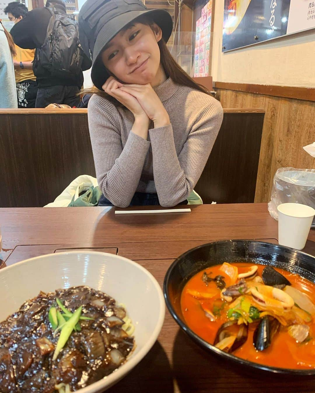 小泉遥のインスタグラム：「🍜」