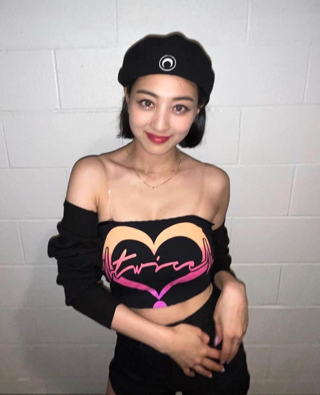 ジヒョのインスタグラム：「♡ good morning everyone<333⠀ —」