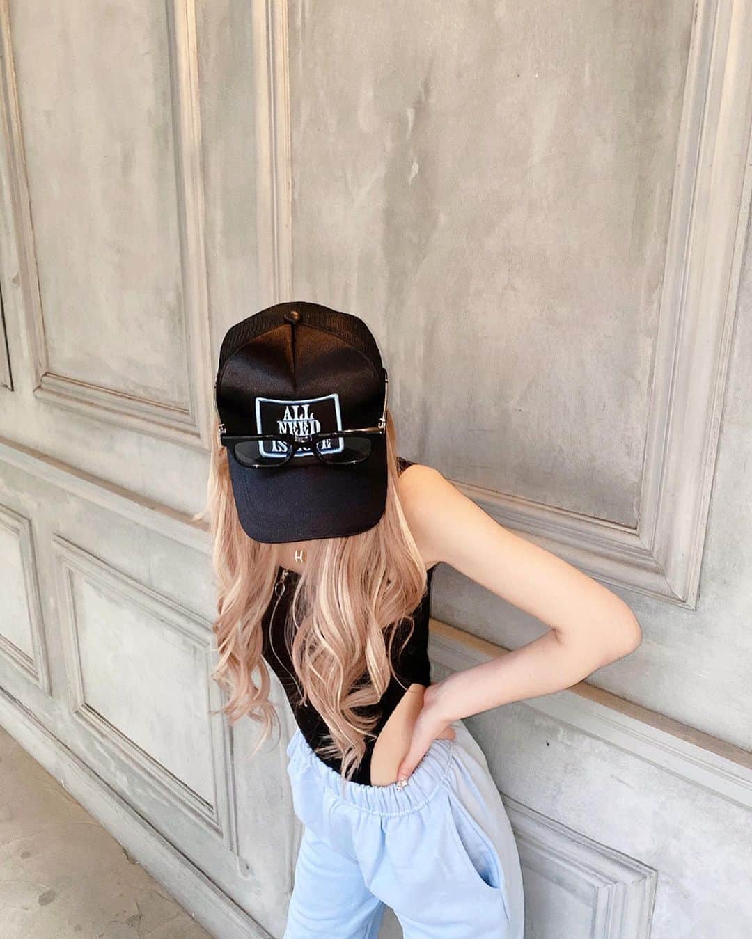 アンジェリカのインスタグラム：「😵‍💫💦💙👶🏻 𝐨𝐡𝐚𝐲𝐨- ━━━━━━━━━━━━━━━ この間の♡me🚺  このﾄｯﾌﾟｽの形今はやってるよね-❥❥ かわち♡ @blondey_official  ━━━━━━━━━━━━━━━」