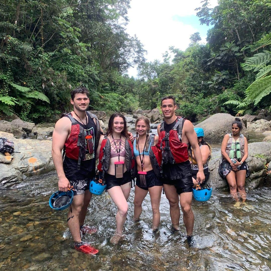 タラ・ケインさんのインスタグラム写真 - (タラ・ケインInstagram)「Explored the rainforest, what did you do? 🌿」5月19日 3時54分 - tarahkayne