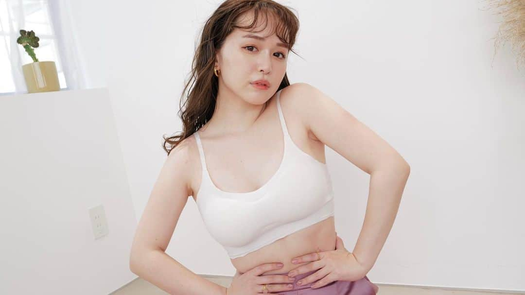 菅本裕子さんのインスタグラム写真 - (菅本裕子Instagram)「先日、YouTubeにダイエット動画upしました！ ⁡ 私はあと-6kg！目指してます💪 夏までにあと追い込み！頑張ります！ ⁡ 情報たっぷりな動画になってるから是非見てみてね〜❤️😉 ⁡ 毎度描いてるんだけど、 今とても頑張ってるんだけど、決して「痩せなければいけない」「痩せないとモテない」なんて事はありません。「ゆうこすちゃんの見て焦りました！私も痩せなきゃ！」とインスタのDM来ていたので、思わず！ ⁡ #ダイエット #ゆうこす #減量」5月19日 19時21分 - yukos0520