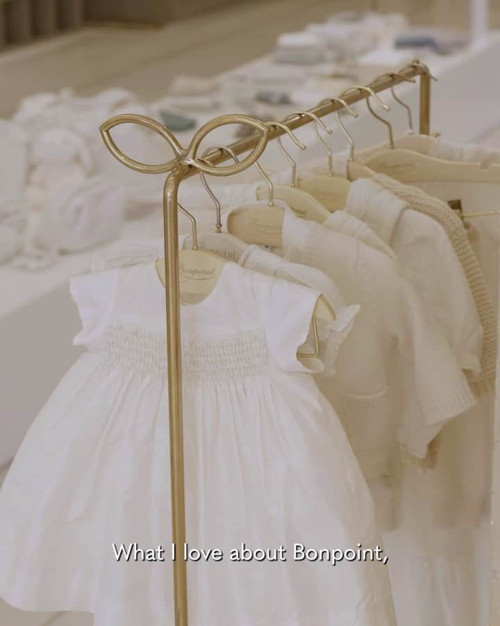bonpointのインスタグラム：「Bonpoint SS22 | The Newborn SS22 Edit by @SabinaSocol. ​ In the continuity of her birth trousseau episode, Sabina Socol reflects on the first weeks with her baby and presents her selection for the summertime. ​ .​ .​ .​ #Bonpoint #BonpointSS22 #NewCollection #Newborn」