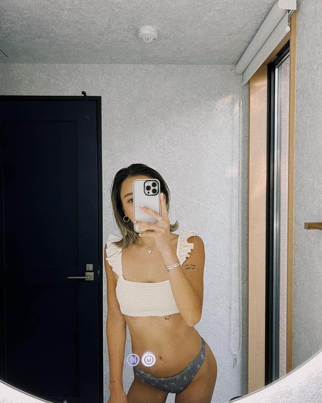 馬詰まほさんのインスタグラム写真 - (馬詰まほInstagram)「@_seasign_ 👙🌻🖤」5月19日 20時59分 - mahorin.1993
