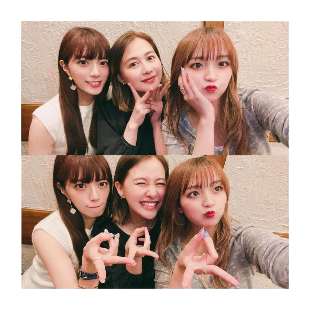 三谷紬さんのインスタグラム写真 - (三谷紬Instagram)「* 有華とねおちゃんと女子会しました👭🫰 土佐カンから繋がった3人。 お昼過ぎからノンストップで喋り倒しました笑 ティーンのカリスマねおちゃんと 今TikTokで大人気の“partner”を歌っている有華♬ 業界は違うけど同じ悩みを持つ友達❤︎ みんな頑張っているから刺激をもらえます🥺 平成ギャルのポーズがまた流行っているらしいです。笑 （写真1枚目下） ふざけあうこともできる2人はとても大切な存在です。 繋げてくれた番組に感謝🥲 それにしても2枚目の有華が傑作だと思う。 * #有華#ねお#お友達#女子会#カフェ巡り#cafe#カフェ#カフェ活#カメラ女子#悩み相談#ありがとう#土佐カン#あるある土佐カンパニー2#tiktok#partner#バズ#平成ギャル#ギャル#ギャルピース#テレビ朝日#アナウンサー#三谷紬」5月19日 21時48分 - mitani_tsumugi