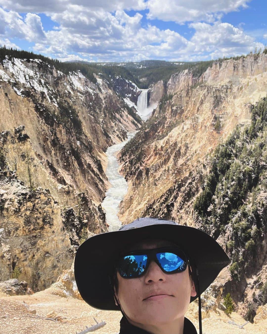 のインスタグラム：「_ 広大な大地を感じる日々 元気にやってます👋」