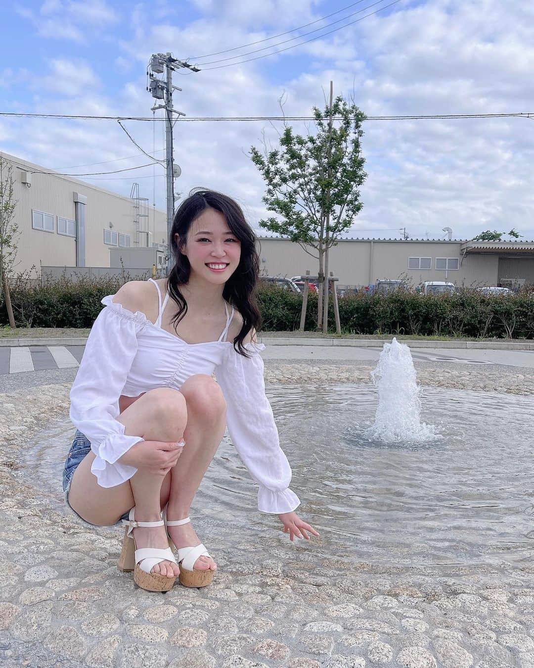 橘香恋のインスタグラム：「おはようございます🥰 ⁡ 前回の投稿に イイネとコメントありがとうございます💗 ⁡ ⁡ 【お知らせ】  5月21日午後（土）、22日（日）終日  A PIT オートバックス東雲様（東京）で開催されます 『BUSOUフェア』お手伝いをさせていただきます❣️  時間は未定ですが… （分かり次第Twitterとストーリーで告知します🙇🏻‍♀️）  🖤レースクイーンコスチュームで撮影 🖤2ショット 🖤BUSOUアパレルご購入でサイン会 させていただきます🎀  皆様、お待ちしております🥰 ⁡ ⁡ ⁡ ⁡ ⁡ ⁡ ⁡ ⁡ ⁡ ⁡ ⁡ ⁡ ⁡ ⁡ ⁡ ⁡ ⁡ ⁡ ⁡ ⁡」