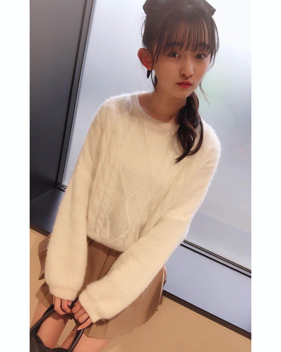 のインスタグラム：「質問にあった好きな髪型は ポニーテールです‪⸜‪‪☺︎‬⸝‬‪‪ * じゅりに似合う髪型ありますかぁ?? * * * * #好きな髪型#ポニーテール #longhair#黒髪ロング #Instagram#girl#may #八木珠梨#juri#じゅり#jc3#07#学生#♥︎」