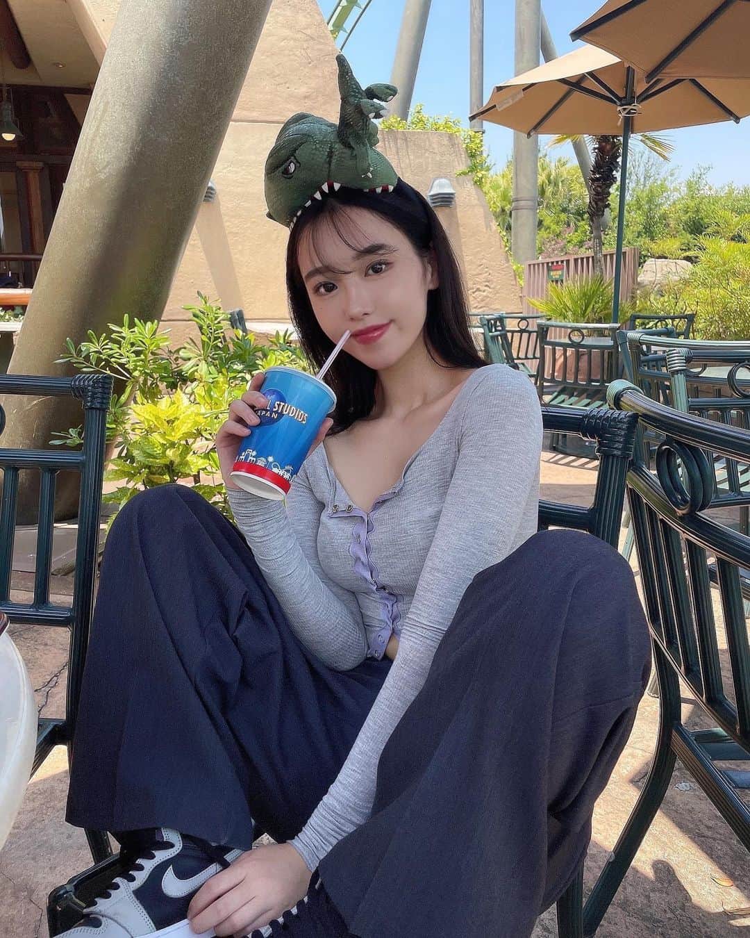 MIYUのインスタグラム：「usj🦖💛たのしかった」
