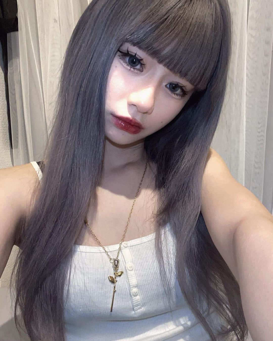 かれんのインスタグラム：「簡単に出来た事は簡単に追い抜かれる」
