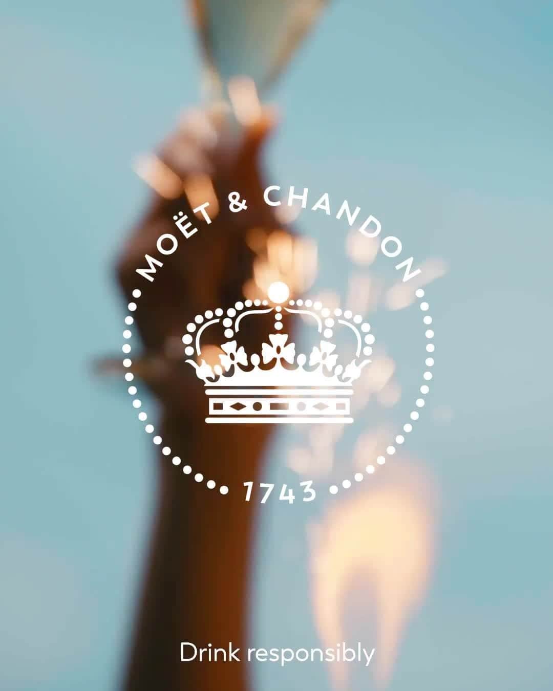 Moët & Chandon Officialのインスタグラム：「They’ve arrived! The first warm days of the year herald many a radiant afternoon together over a glass of Moët Impérial.   #ToastWithMoet #RoseImperial #MoetChandon  This material is not intended to be viewed by persons under the legal alcohol drinking age or in countries with restrictions on advertising on alcoholic beverages. ENJOY MOËT RESPONSIBLY.」