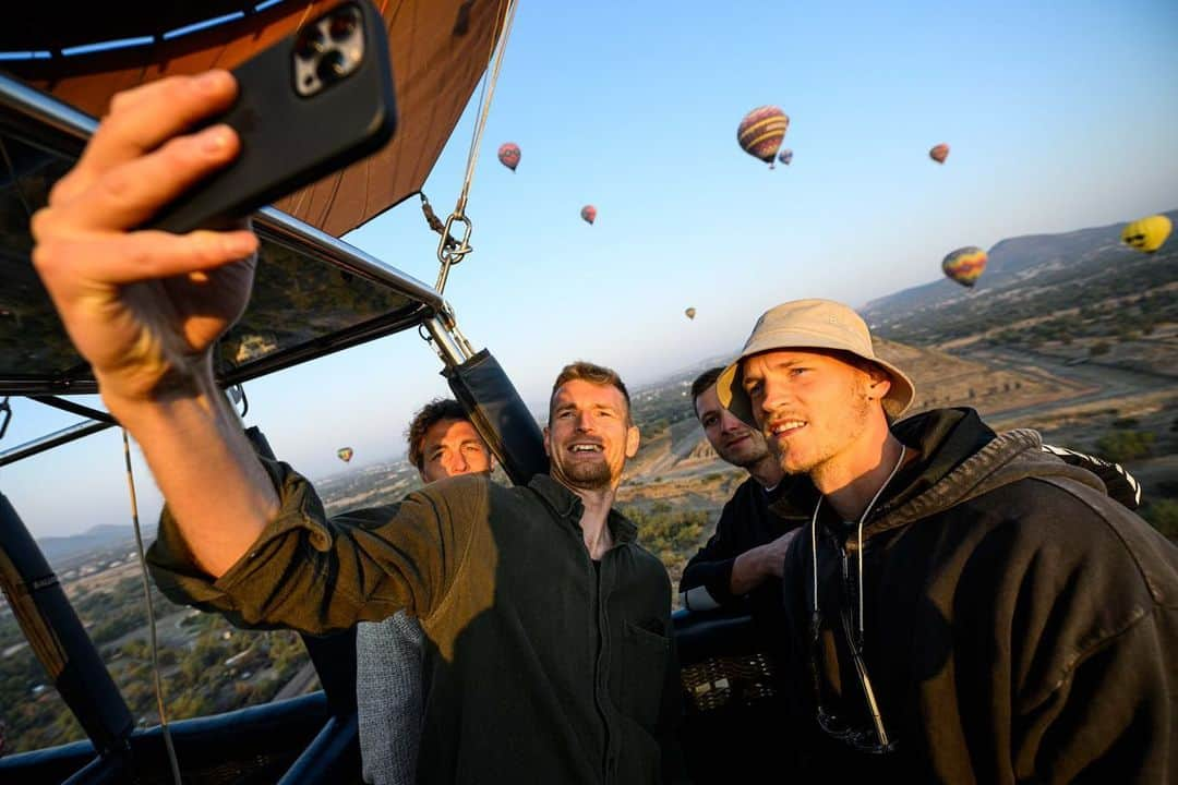 ルーカス・フラデツキーのインスタグラム：「Gracias Mexico! 🇲🇽」