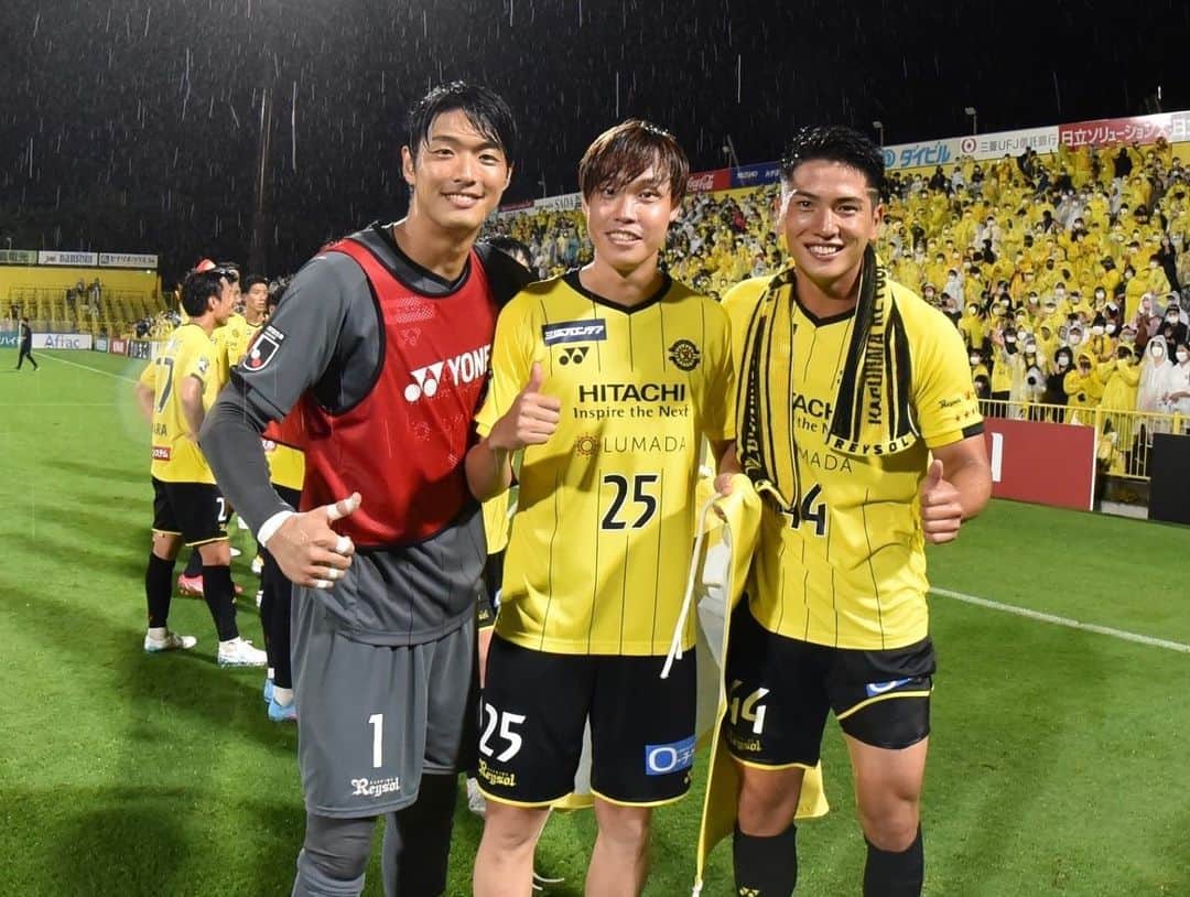 大南拓磨のインスタグラム：「. 個人的に反省点の多い試合でしたが、ホームで勝利することができてよかった！☀️  #柏レイソル  #大南拓磨」