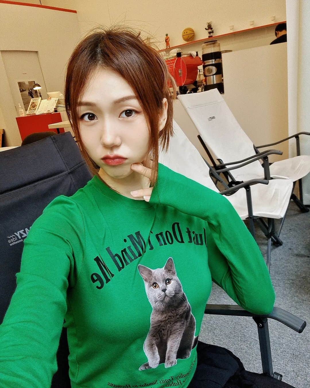 우~~사기다のインスタグラム：「굿모닝!   일어났더니 ...점심이네 😂」