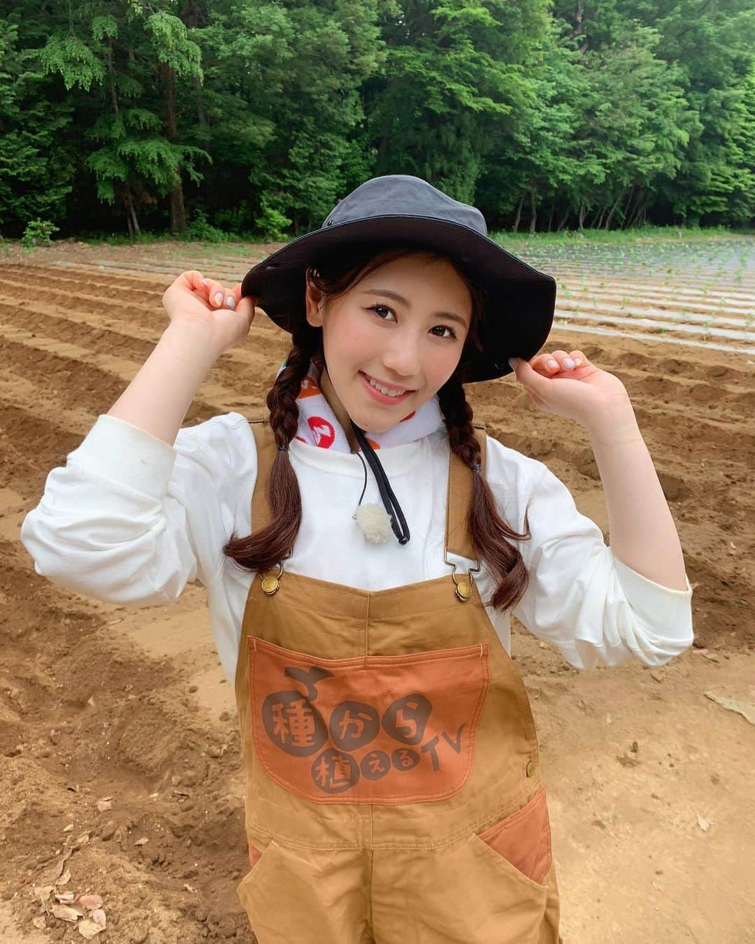 のインスタグラム：「私農業向いてるかも😂😂  #種から植えるtv #里芋 #高速種植え #楽しかった #自分の畑欲しい #農業趣味にしたいな」