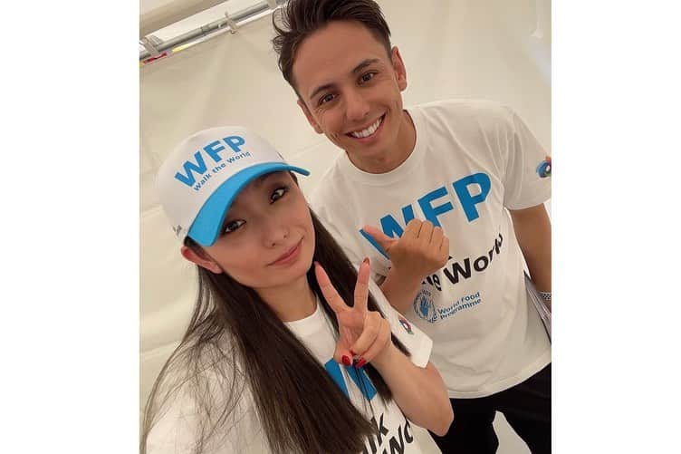 安藤美姫さんのインスタグラム写真 - (安藤美姫Instagram)「When I went to support  “Walk The World 2022 in Nagoya” With WFP in Japan.  第1回WFPウォーク・ザ・ワールド 名古屋のスペシャルゲストとしてお声がけ頂き参加させて頂きました！  🍀WFPウォーク・ザ・ワールドとは🍀  途上国の子どもたちの飢餓をなくすために国連WFPが開催するチャリティーウォークで 参加費の一部は国連WFPの学校給食支援に役立てられます🍙  今後も皆さんの一歩で子ども達の未来が広がり夢へと繋がっていきます😌 是非サポートのほどよろしくお願いします🙇🏻‍♀️⭐️ そして今回ご参加された皆様 本当にありがとうございました😌🙏  #wfp  #wfpウォークザワールド  #wfpウォークザワールド名古屋 #チャリティーイベント  #ウォーキングイベント #竹下景子 さん #安藤美姫 #mikiando」6月19日 16時12分 - miki_m_ando0403