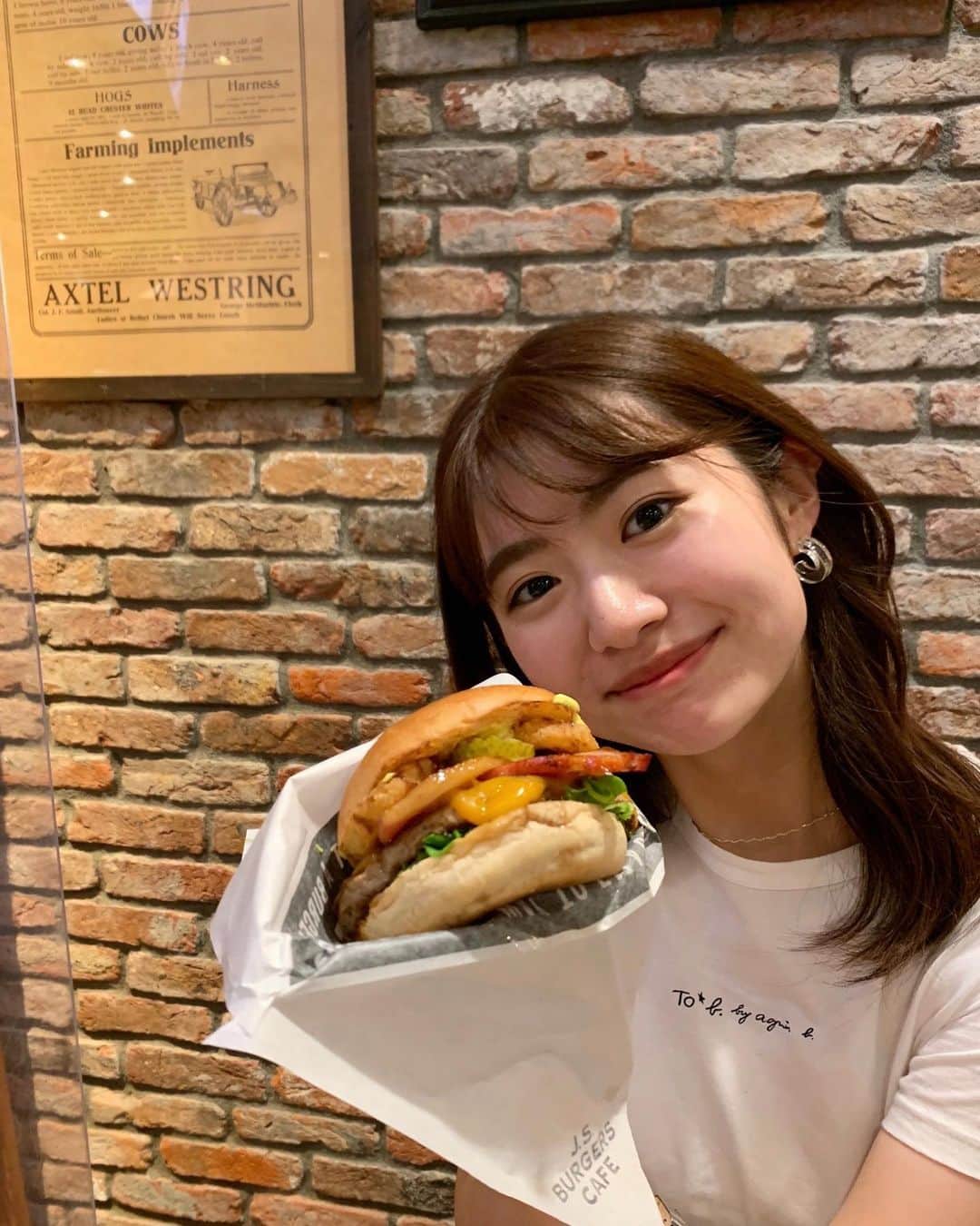 村上なつみさんのインスタグラム写真 - (村上なつみInstagram)「ハンバーガー好きで定期的に食べたくなる🤤  #ハンバーガー #jsburgerscafe」6月19日 16時50分 - natsumi__murakami