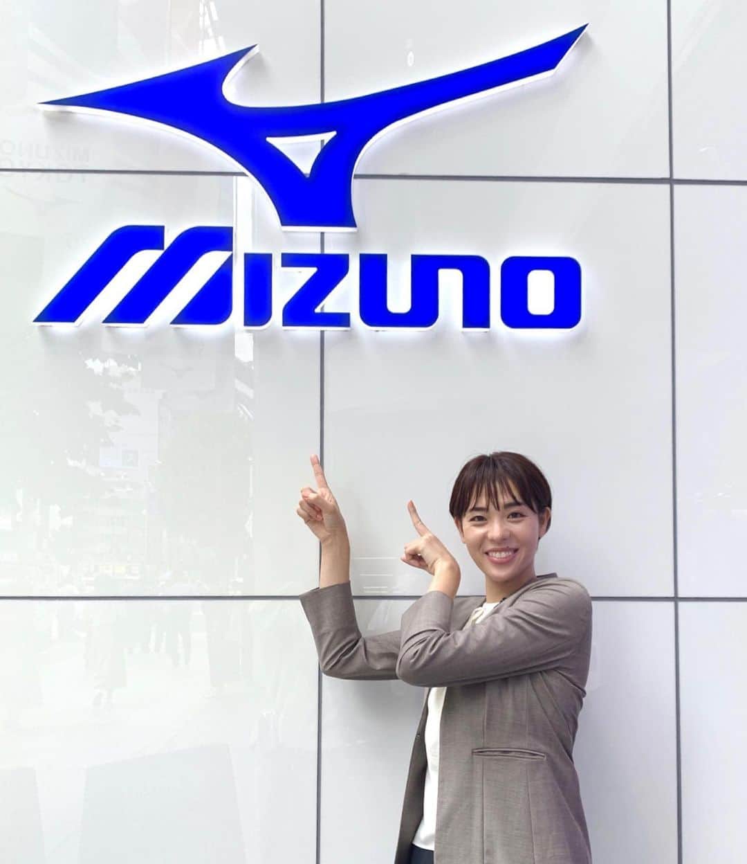 のインスタグラム：「・ ミズノ東京本店にも行きました‼︎ ・ ミズノが取り扱っている幅広い商品が置いてあって見ていてとても楽しくなりました😆✨ ・ ・ #ミズノ」