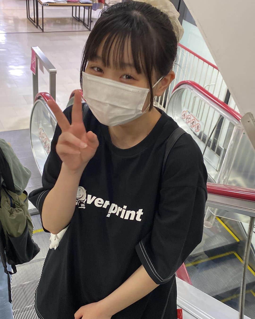 古園井寧々のインスタグラム：「去年の夏は大雨の中花火やろうとしてたけど結局解散しました今年もたくさん花火したい〜ー🤜🤛！ ・ ・ ・  #07」