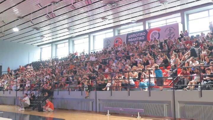 のインスタグラム：「Και ήταν όλοι τους υπέροχοι! #gymnasticsstars SHOW Με χαμόγελα,αγκαλιές,στόχους και κυρίως δύναμη και αυτοπεποίθηση τελειώνει η φετινή μας πρώτη χρονιά! Τον Ιούλιο έρχεται το #summercamp και το Σεπτέμβριο ξεκινάμε πάλι δυναμικά❤️🧿」