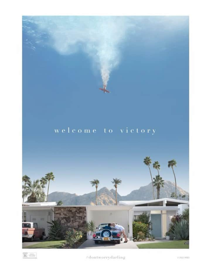 オリヴィア・ワイルドのインスタグラム：「Welcome to Victory. Only in theaters. 9 • 23 • 22  #dontworrydarling」