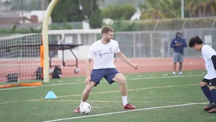 カラム・チャンバースのインスタグラム：「Loved my first session with @accessprosoccer 🔥  It was great meeting and training with everyone there!  Can’t wait for more to come 💪🏼」