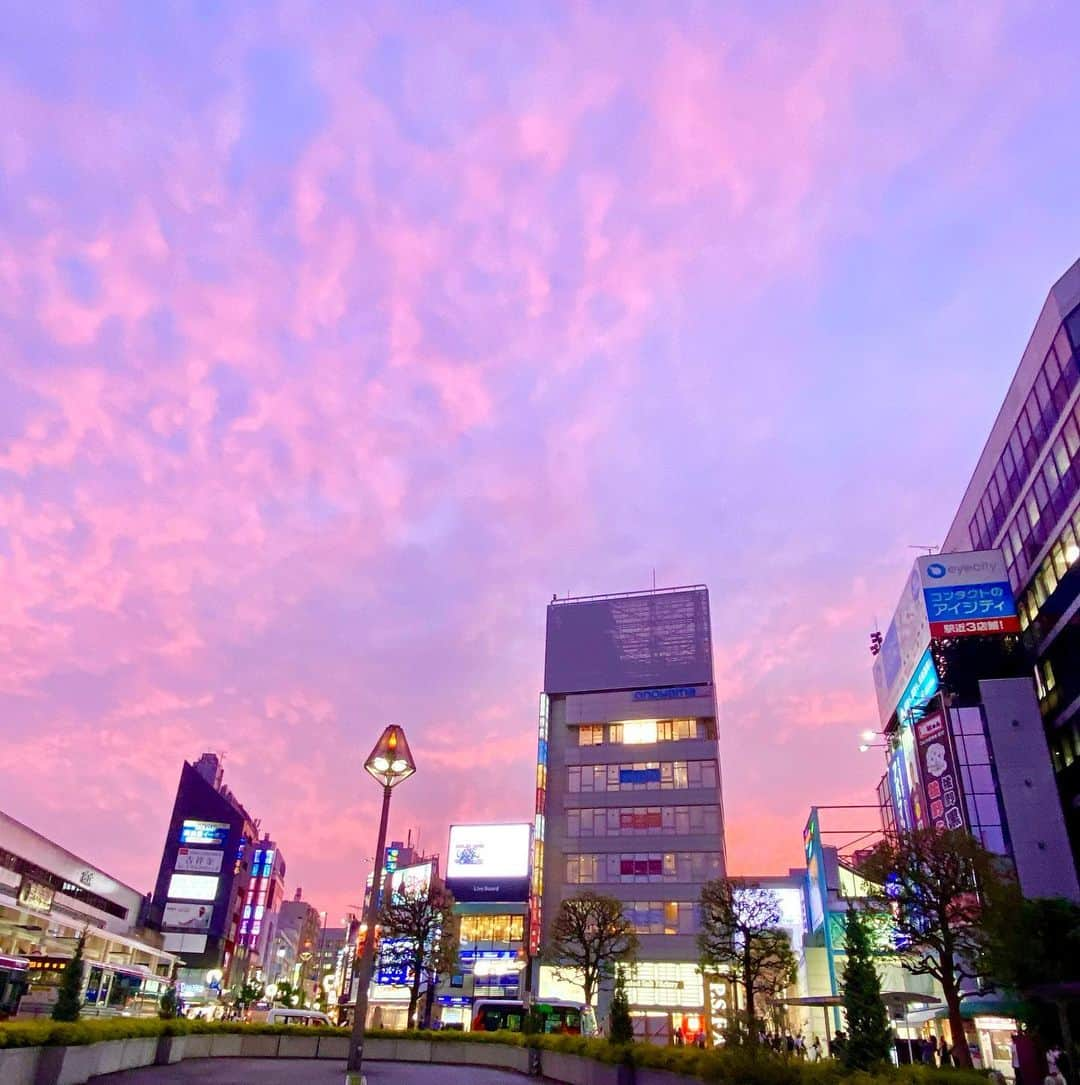 江口寿史さんのインスタグラム写真 - (江口寿史Instagram)「久しぶりの夕焼けだったな。」6月16日 21時30分 - egutihisasi