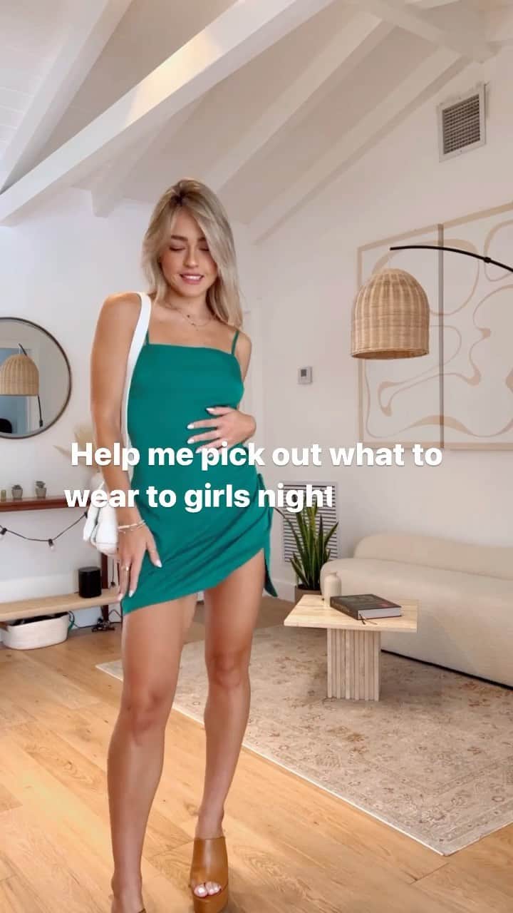 ヴェール・ゲンタのインスタグラム：「Which do we like most? 💗🫶✨」