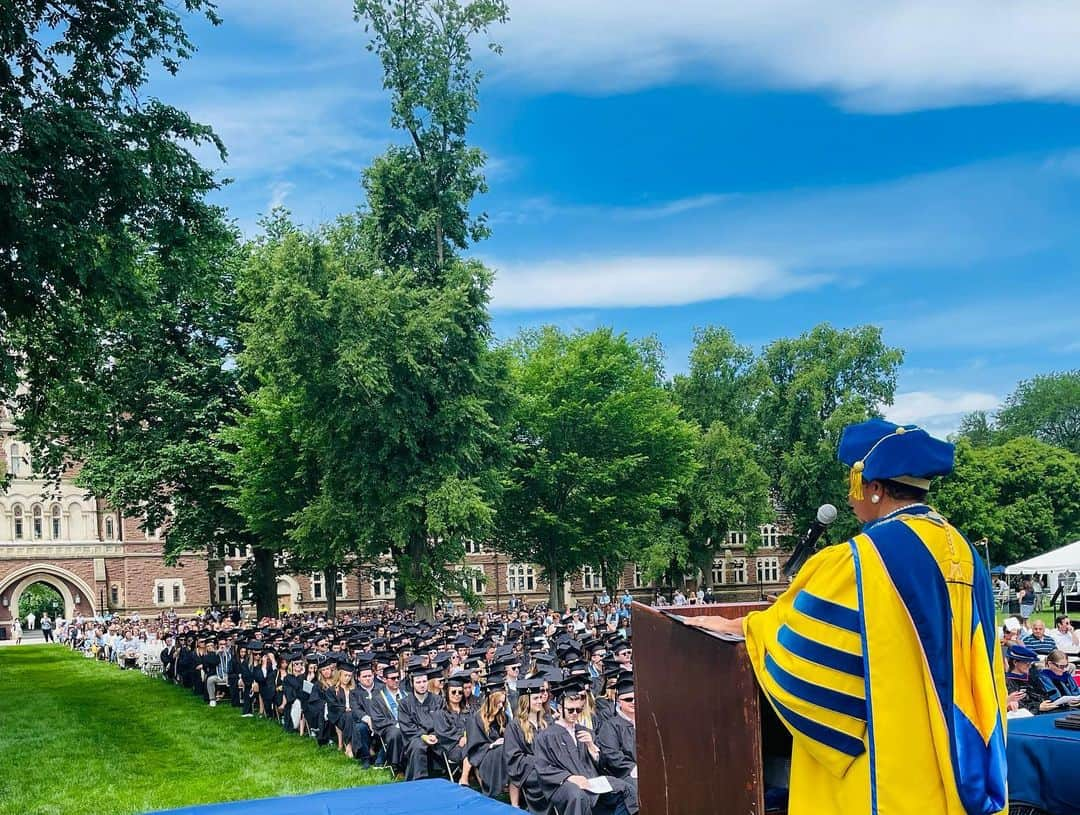 ウィル・マコーマックさんのインスタグラム写真 - (ウィル・マコーマックInstagram)「Last weekend I was honored to give the commencement address at my alma mater @trinitycollege  link to address in bio」6月17日 0時27分 - willmccormack