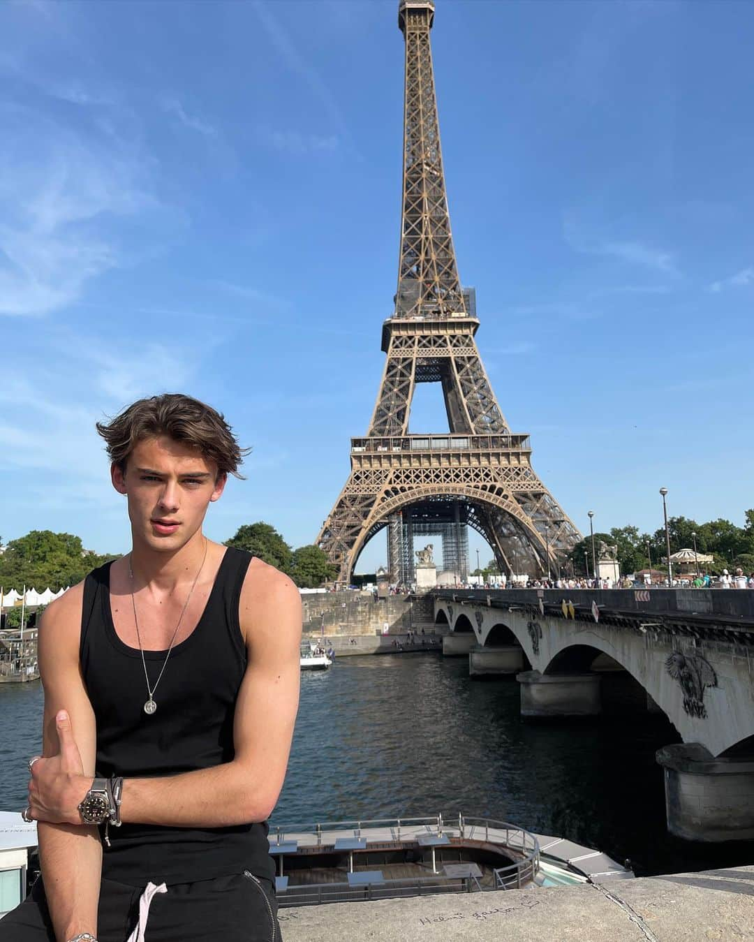 ウィリアム・フランクリン・ミラーさんのインスタグラム写真 - (ウィリアム・フランクリン・ミラーInstagram)「Made it to Paris, shits cool icl」6月17日 3時54分 - william.franklyn.miller