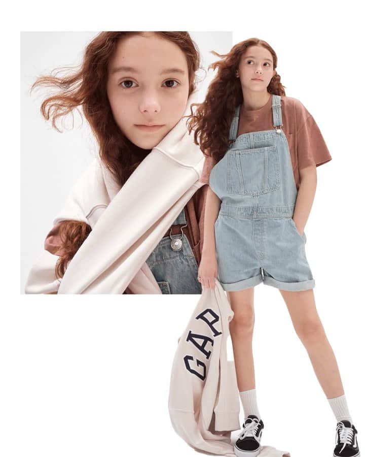 GapKidsのインスタグラム：「Just because they weren’t born in the ’90s doesn’t mean they can’t dress like it. . Get The Shortall IRL + dress your avatar in CLUB ROBLOX, where Gap Teen is now live 🛍️」