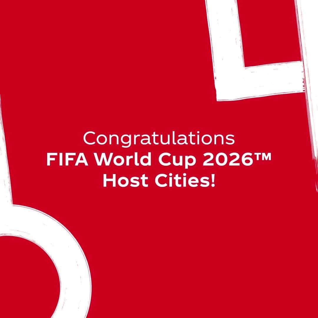 Coca-Colaのインスタグラム：「We can’t wait to celebrate the beautiful game with you ⚽️🏆 Tag someone you'll cheers a Coca-Cola with when that GOOOAAALL hits👇   #Congrats #Vancouver #Seattle #SanFrancisco #LosAngeles #Guadalajara #KansasCity #Dallas #Atlanta #Houston #Monterrey #MexicoCity #Toronto #Boston #Philadelphia #Miami #NewYork #FIFAWorldCup」