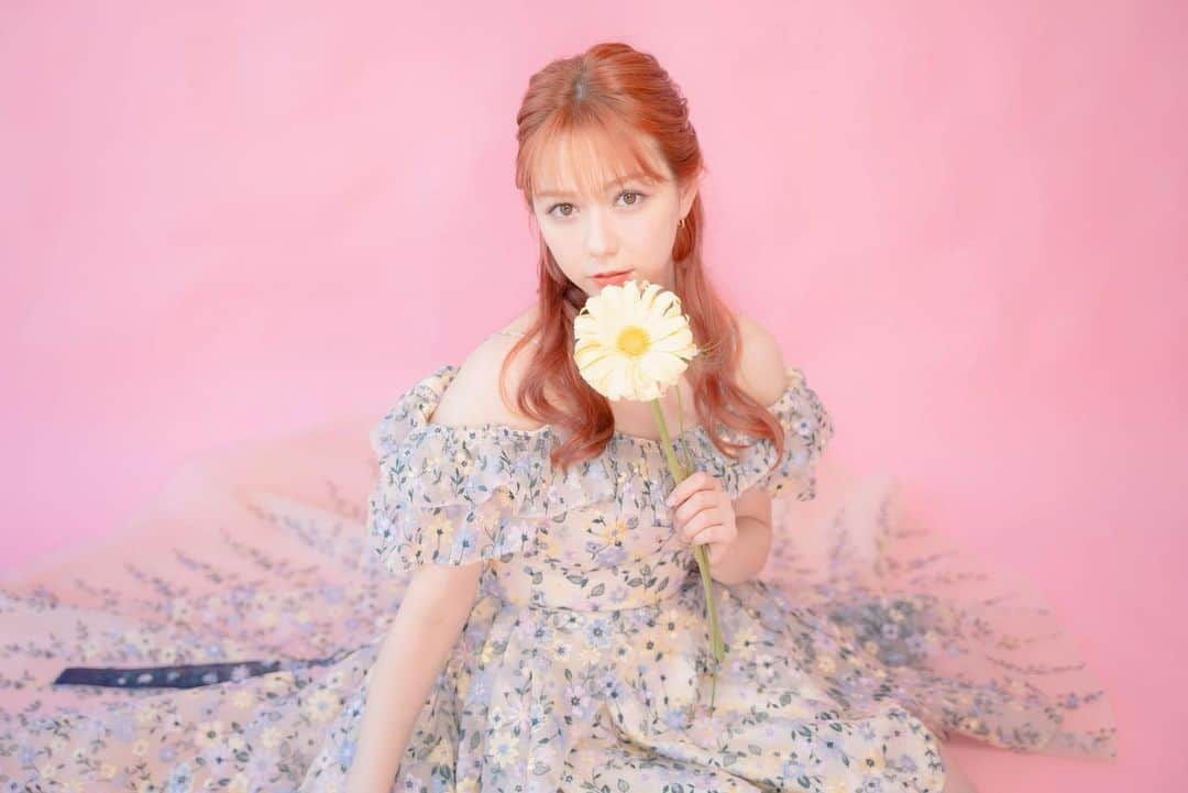 村重杏奈さんのインスタグラム写真 - (村重杏奈Instagram)「https://murashigeanna-official.fanpla.jp/  みんなへ🐮🤍 村重のオフィシャルファンサイトが できました♡ 村重からメールが届いちゃうしげめーるだったりお仕事のオフショだったりInstagramじゃみれないような 事を発信していきたいと思います☀️  是非はいってね♡」6月17日 20時49分 - hktanna4848