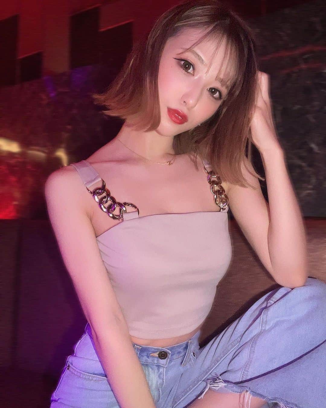 ゆらのインスタグラム：「やっぱ夏服可愛すぎだなあ！  SHEINどハマりしてて 最近の服はSHEINばっかり🫶🏻🫧  #shein購入品 #SHEIN #結べるボブ #夏服 #selfie #セルフィー #me #2児のママ #年子ママ」