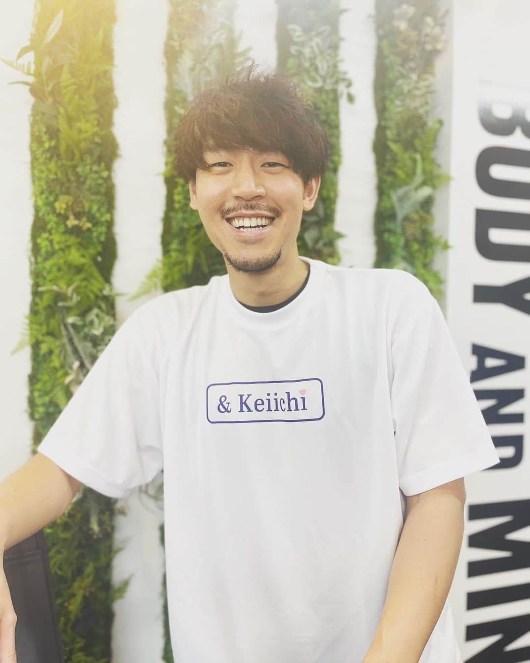 長谷川惠一さんのインスタグラム写真 - (長谷川惠一Instagram)「『& Keiichi』オリジナルTシャツ作ってしまった🫢  街中では着れないやつ笑  #アンドケイイチ」6月17日 15時57分 - keiichihasegawa