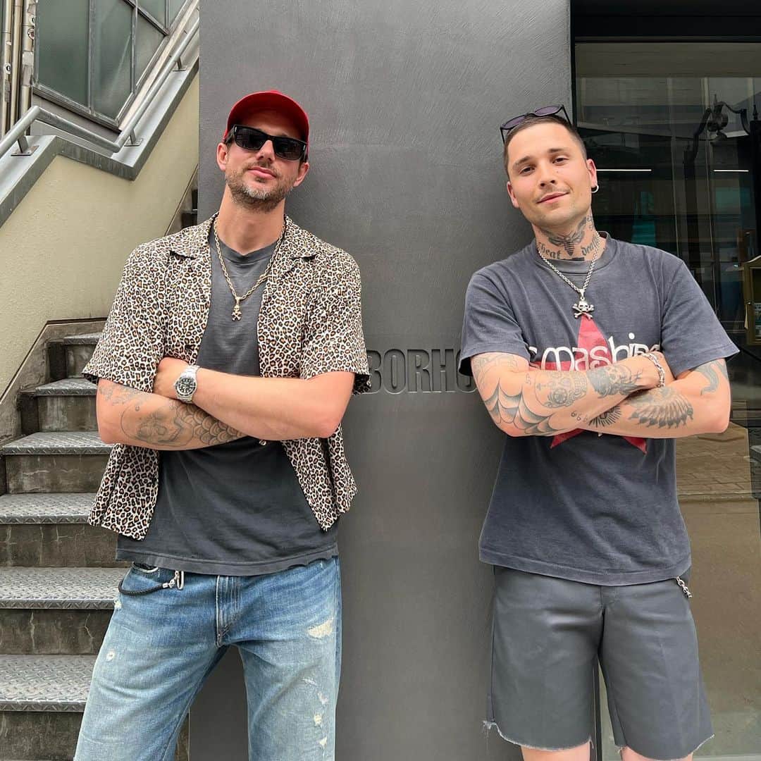 のインスタグラム：「#londoncalling  @reinolr  @oli_benge  @thegreatfrogldn  @thegreatfrogtokyo」