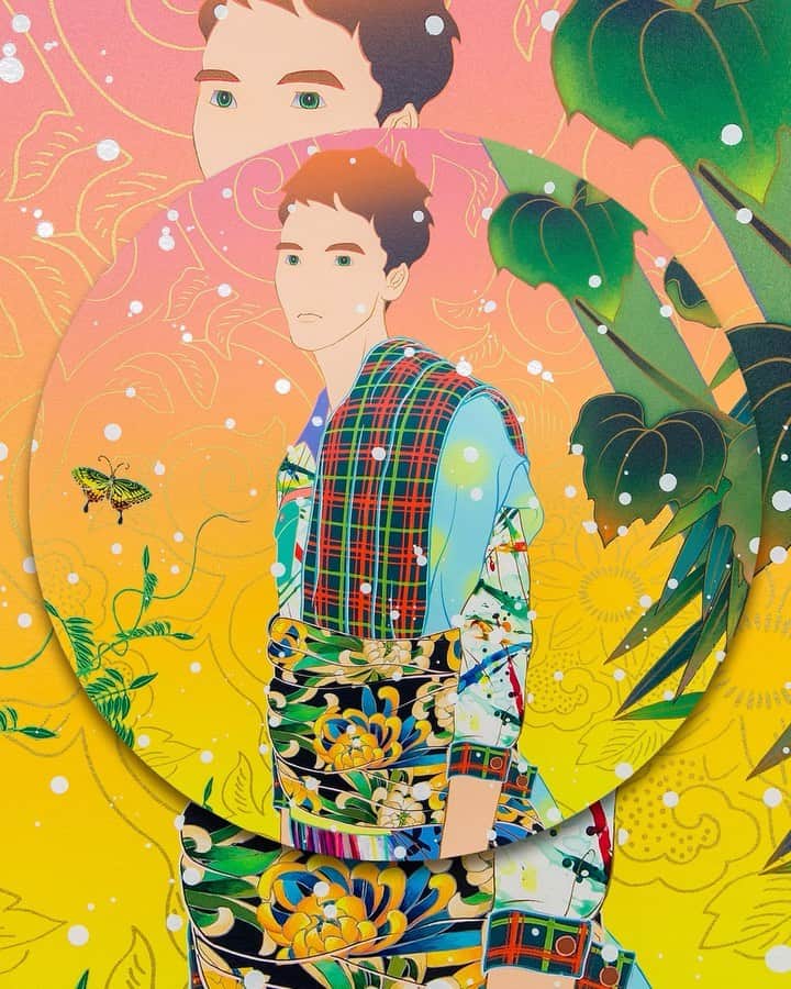 松山智一のインスタグラム：「“I like when a word has dual meaning. When people see my work they often say ‘East meets West.’ But the world is a sphere, there’s no East or West. If you go one direction you’re gonna hit the other end. When I find things that feel similar, like the word ironic, I get excited. It’s stayed with me.”  Perfect All Alone Ironic by @tomokazumatsuyama will be available June 22, exclusively on Avant Arte. The twin editions – one orange, one blue – are each finished with a series of intricate silkscreen details.  Link in @avant.arte bio to find out more and enter the draw.  #tomokazumatsuyama」
