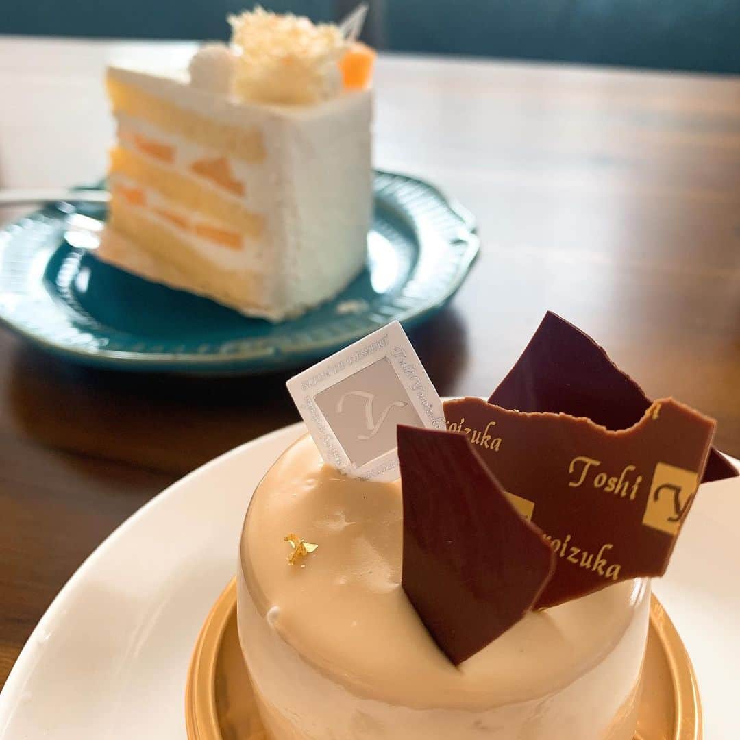 のインスタグラム：「結婚1周年記念💍  ベビが小さいからお家でささやかに🏠  旦那ちゃんがローストビーフ作ってくれました👏  去年のエリザベートガラコンサート千秋楽の日も ローストビーフ作ってくれて🐄 昨年より腕を上げてました💪  ソース3種類💦すご‼️😂  美味しかった☺️」