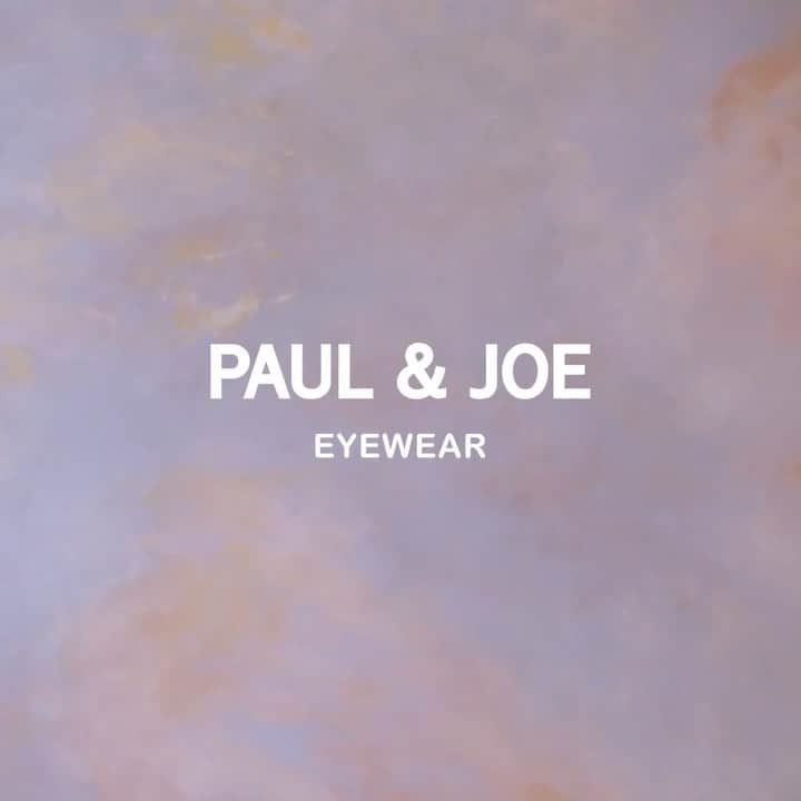 ポール&ジョーのインスタグラム：「Here comes the sun...☀️⁠ ⁠ Come and discover the backstages of our last Eyewear collection🎬. Protect your eyes from the sun with elegance and style. The sun is just waiting for you !  #paulandjoe #eyewear #summer #spring #sunglasses」