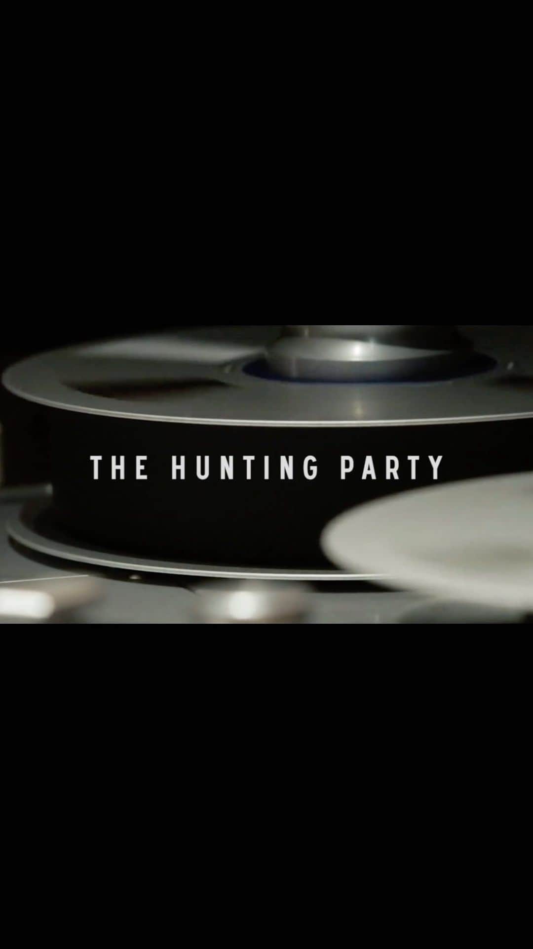 リンキン・パークのインスタグラム：「We carry only the flag that is our own. Happy 8 years to The Hunting Party. 🏹」