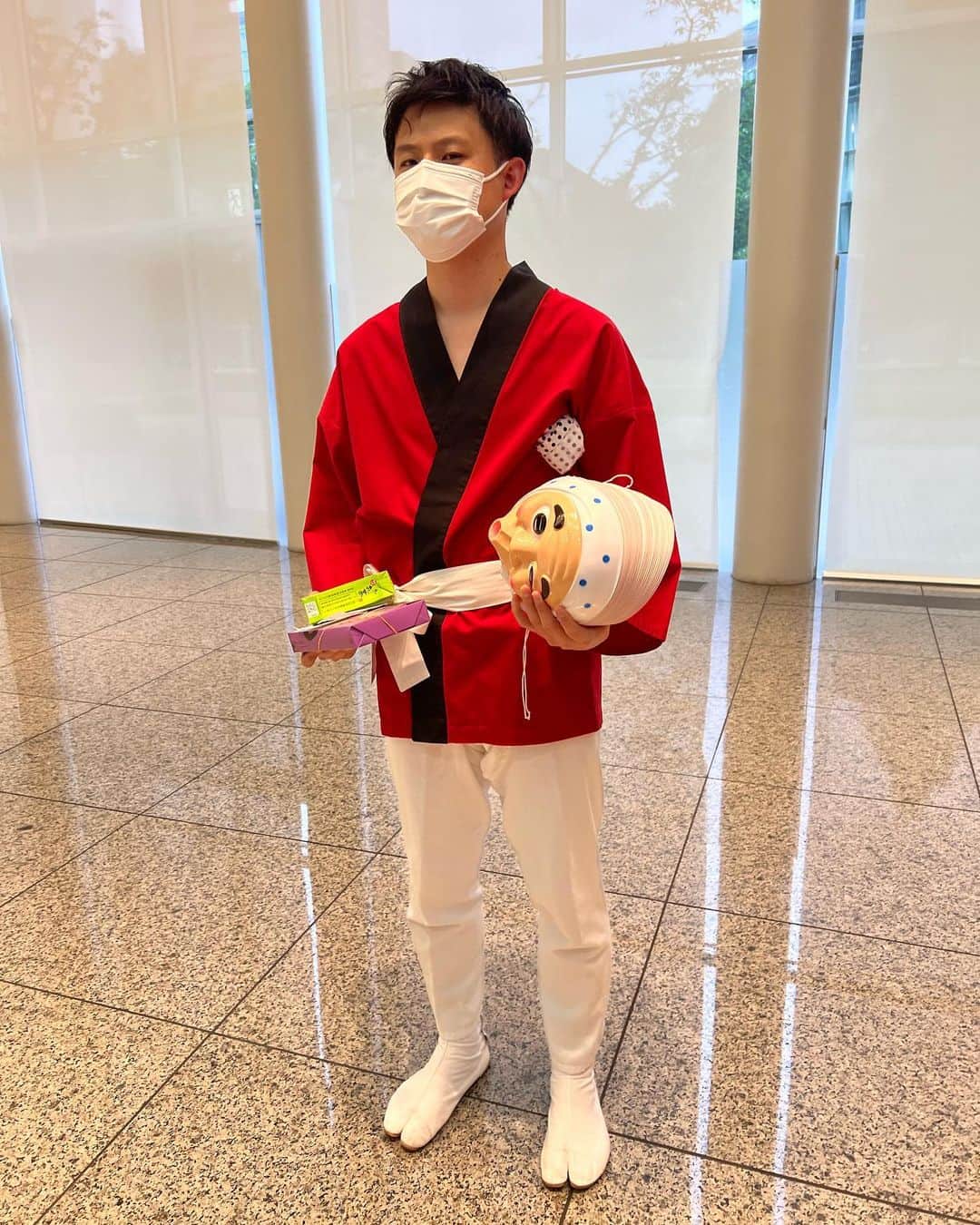 ノブ のインスタグラム：「オジンオズボーン篠宮くん。 色々やって色々やってひょっとこに辿り着いた。 #全部やったって事 #目が離せない」