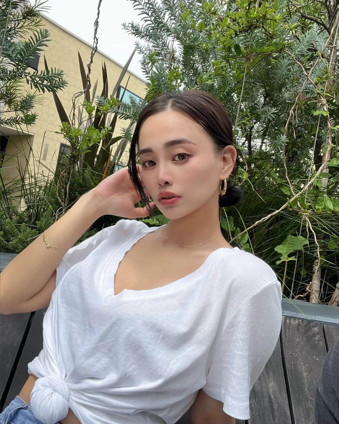 のインスタグラム：「. やっほゆみだよ🍒 フラクショナルレーザー4回、ダーマペン1回これでとりあえず肌改善は終わり🌈🔆 肌が入れ替わったぁ🥹🫶✨ 次は何しようかな🌈❔✨ . . #渋谷の森クリニック #美容外科 #美容整形 #肌改善 #毛穴ケア」