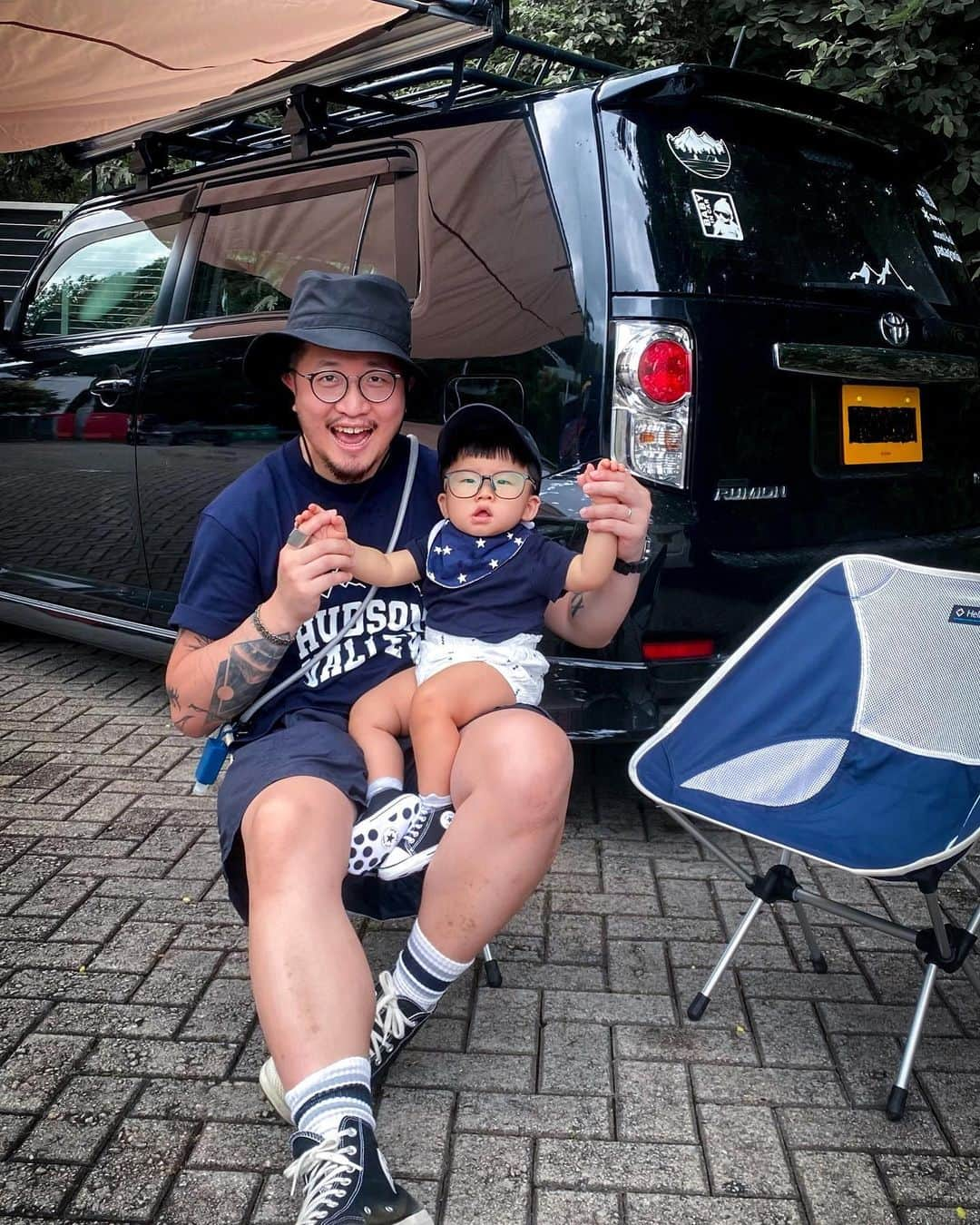 s ᴇ  ɴ ᴋ ᴄのインスタグラム：「👨🏻👶🏻 Guess what is my first Father’s Day gift? Thank you @owndays_hk for the 👓 for me and Luka!  Actually this is my 2nd spectacles from @owndays_hk The first one was Owndays Snap 🕶 and this time I picked a #JohnDillinger ! Nice craftsmanship from Japan and feel so comfy!  Explore more at frames and lens options this Father’s Day (which is tomorrow!) at OWNDAYS !  @OWNDAYS_HK  #OWNDAYS #OWNDAYSHK #OWNDAYSHongKong」