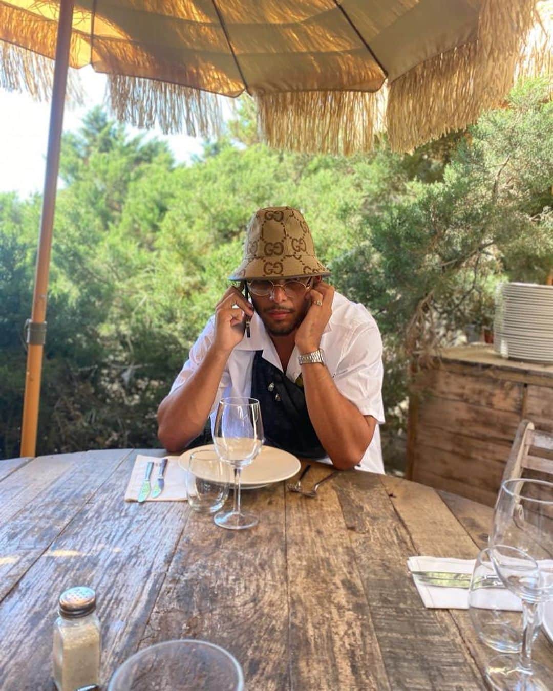 カリム・レキクのインスタグラム：「🤌🏽」