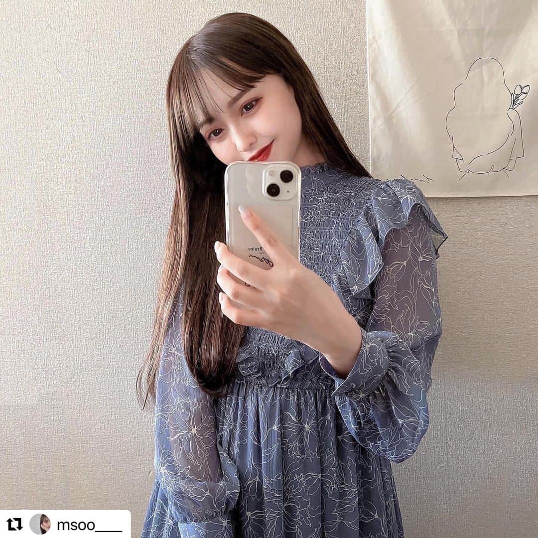 GRLさんのインスタグラム写真 - (GRLInstagram)「【👆画像をタップすると購入できるよ👆】 @___er_5m さん @msoo____ さん @serastagram29 さん @aistagram_6 さん @y_i_n35 さん @mayu19900323 さん @kanaekomiya さん にGRL商品着用して頂いております💕 ありがとうございます✨ . @grl_official #グレイル #grl #プチプラ #ootd #fashion #プチプラコーデ #outfit #ファッション #可愛い #かわいい #コーデ #コーディネート #cute #大人カジュアル #カジュアルコーデ#GRL購入品#グレイル購入品#購入品 #花柄ワンピース #ストライプシャツ #ニットトップス #おうち時間 #おうちコーデ」5月26日 10時29分 - grl_official