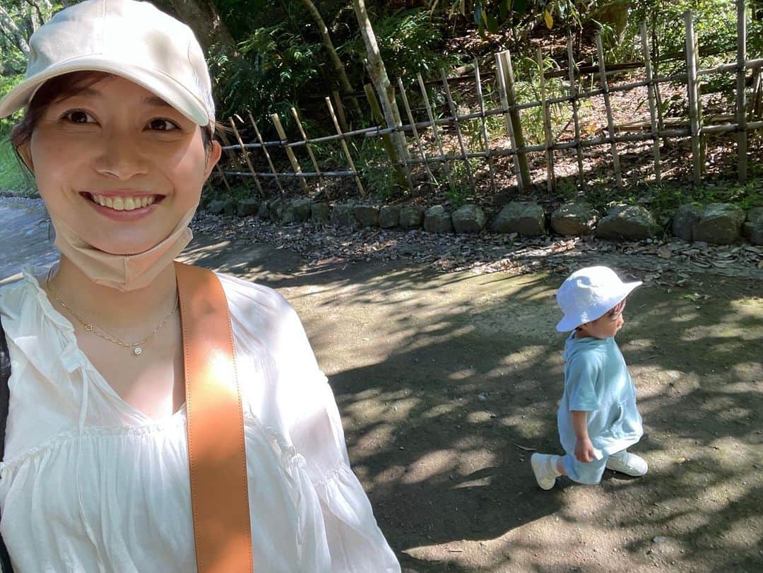 久冨慶子さんのインスタグラム写真 - (久冨慶子Instagram)「・ 浜松城公園を散策♫ こゆうきの好きなように歩かせていたら まだ行ったことのないエリアを発見👀 ＊ ＊ #浜松城公園 #実はかなり広かった #何度も来ているのに気付かず #夏みたいだったから #かき氷も食べました #赤ちゃんのいる生活  #お散歩 #公園」5月26日 11時34分 - keiko0hisatomi
