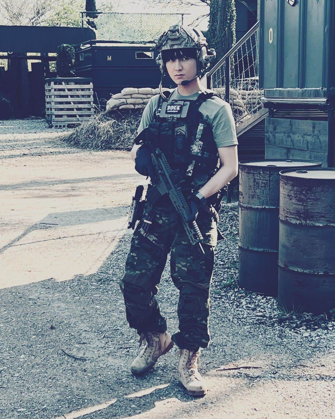 萩谷慧悟さんのインスタグラム写真 - (萩谷慧悟Instagram)「#PEACECOMBAT VOL.49 off shot part2  注文した方は届き始めてますね。 書店では明日からです。  #萩谷慧悟」5月26日 11時44分 - keigo_hagiya_official