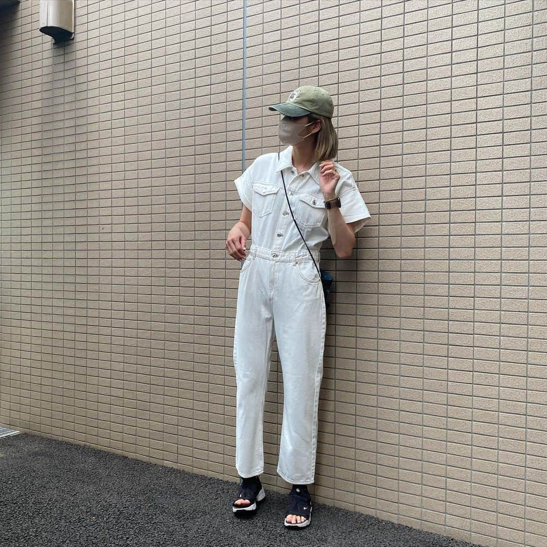 大友愛さんのインスタグラム写真 - (大友愛Instagram)「🤍🤍🤍  作業着な日👷🏼‍♀️  🧢↓ @gray_lifeshop」5月26日 15時16分 - ai_dayooon