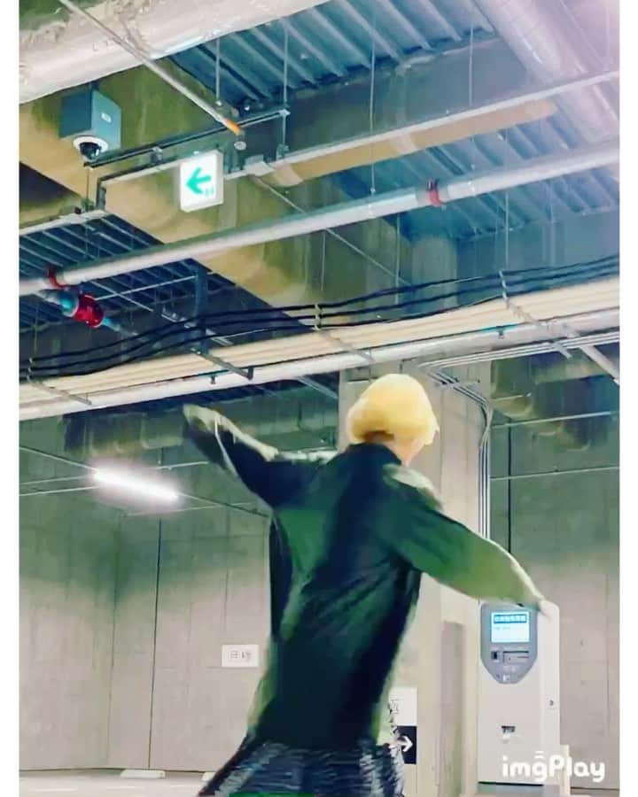 のインスタグラム：「"喜びの舞＂〜誰に頼まれた訳でもないのに〜UP ver.」