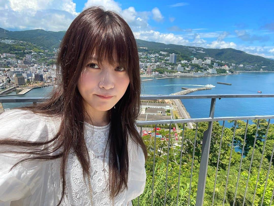 のインスタグラム：「絶景〜☺︎ 思い出写真📷  後のことは記憶にございません。放送間も無く☺︎ #サヨナラ毛利さん #静岡  #熱海」