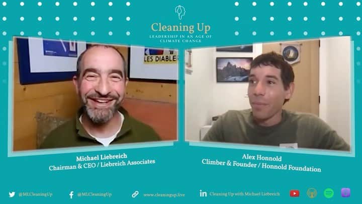 アレックス・オノルドのインスタグラム：「I recently had a great conversation with Michael Liebreich on the Cleaning Up Podcast that ranged across all kinds of environmental issues. I always like the long form conversations because we can really wander off onto tangents and go deeper into interesting ideas. One of the things we talked about is how the @honnoldfoundation is focused on solar projects that have a definite, immediate human benefit, as opposed to some of the big philanthropic money going to long term climate/tech bets, like direct air capture carbon removal. We talked about it for a while, but the brief version is that I prefer our more community centric approach. Give the podcast a listen for a longer conversation about all things HF. As usual link in my bio.」